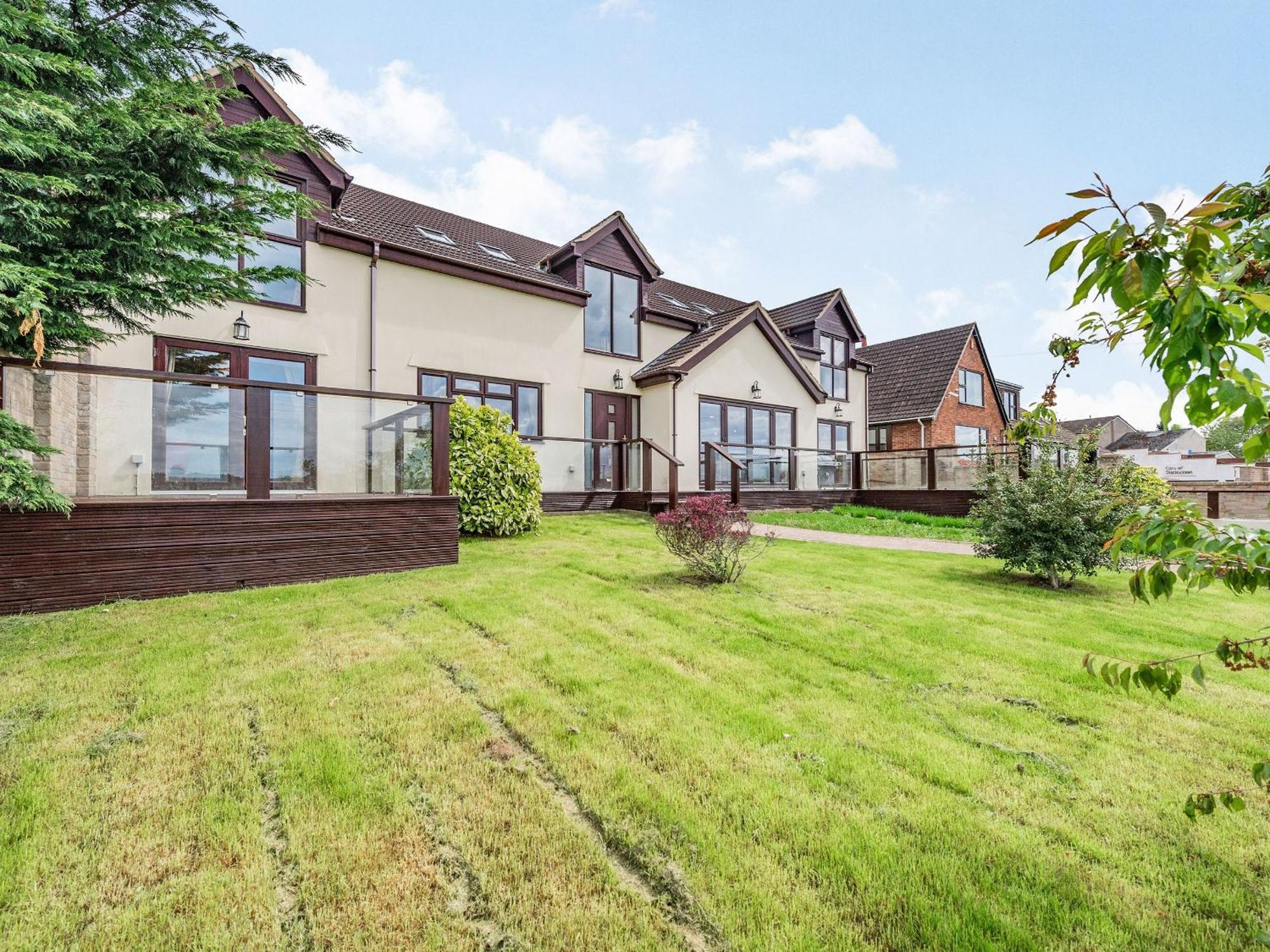 Paradise Cinderford Exterior photo