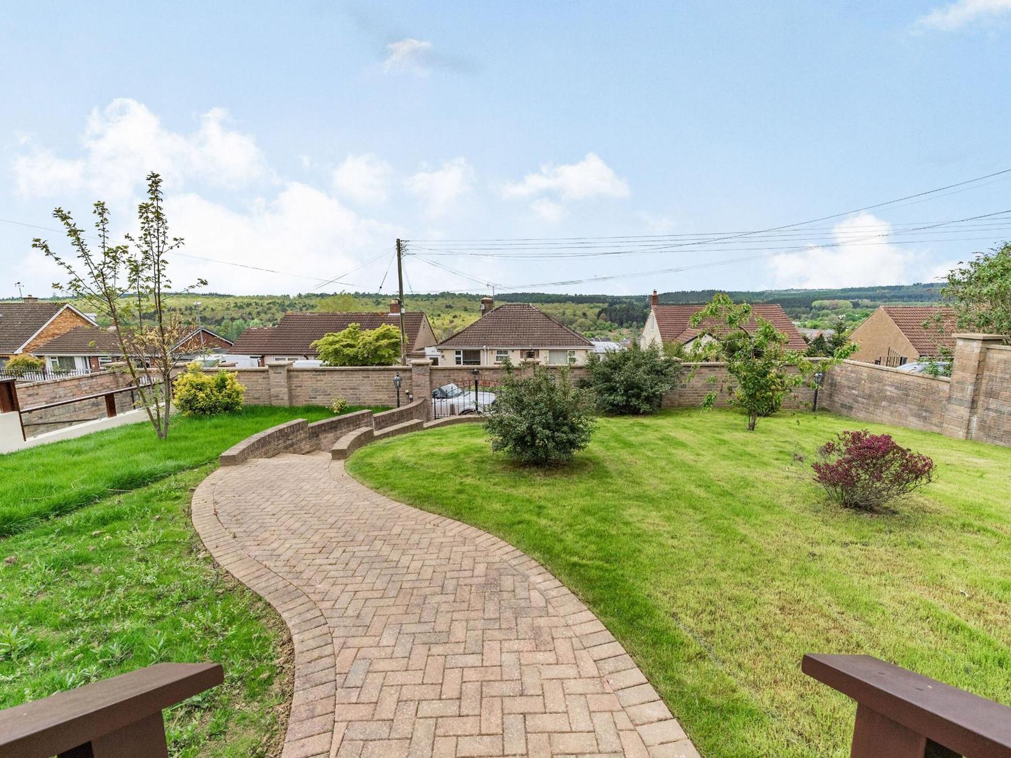 Paradise Cinderford Exterior photo